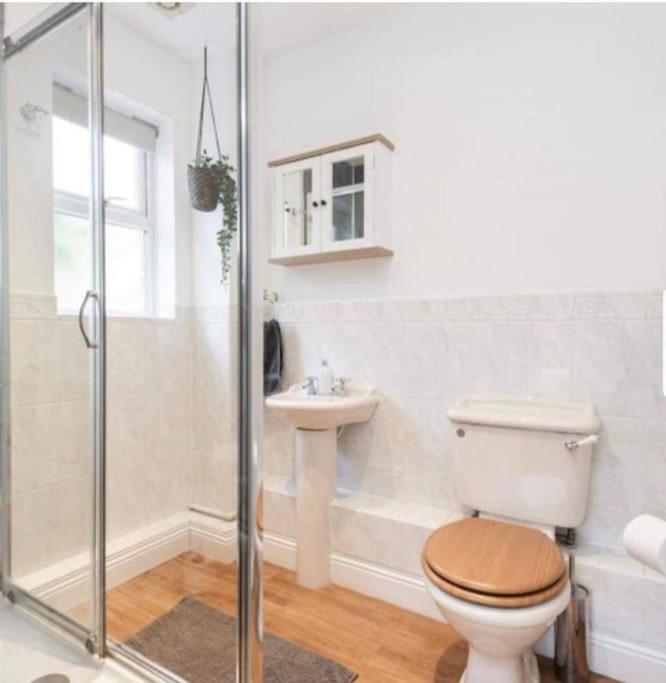 Beautiful Large Property, Sleeps 9 Walking Distance To The Sea , Beaches And Restaurants Fantastic Interior Lyme Regis Exterior photo