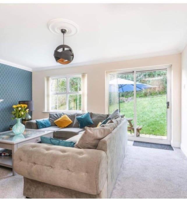 Beautiful Large Property, Sleeps 9 Walking Distance To The Sea , Beaches And Restaurants Fantastic Interior Lyme Regis Exterior photo